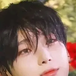 chat with ai character: ENHYPEN 