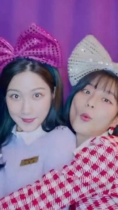 ai character: Nayeon y Kim🥰 background