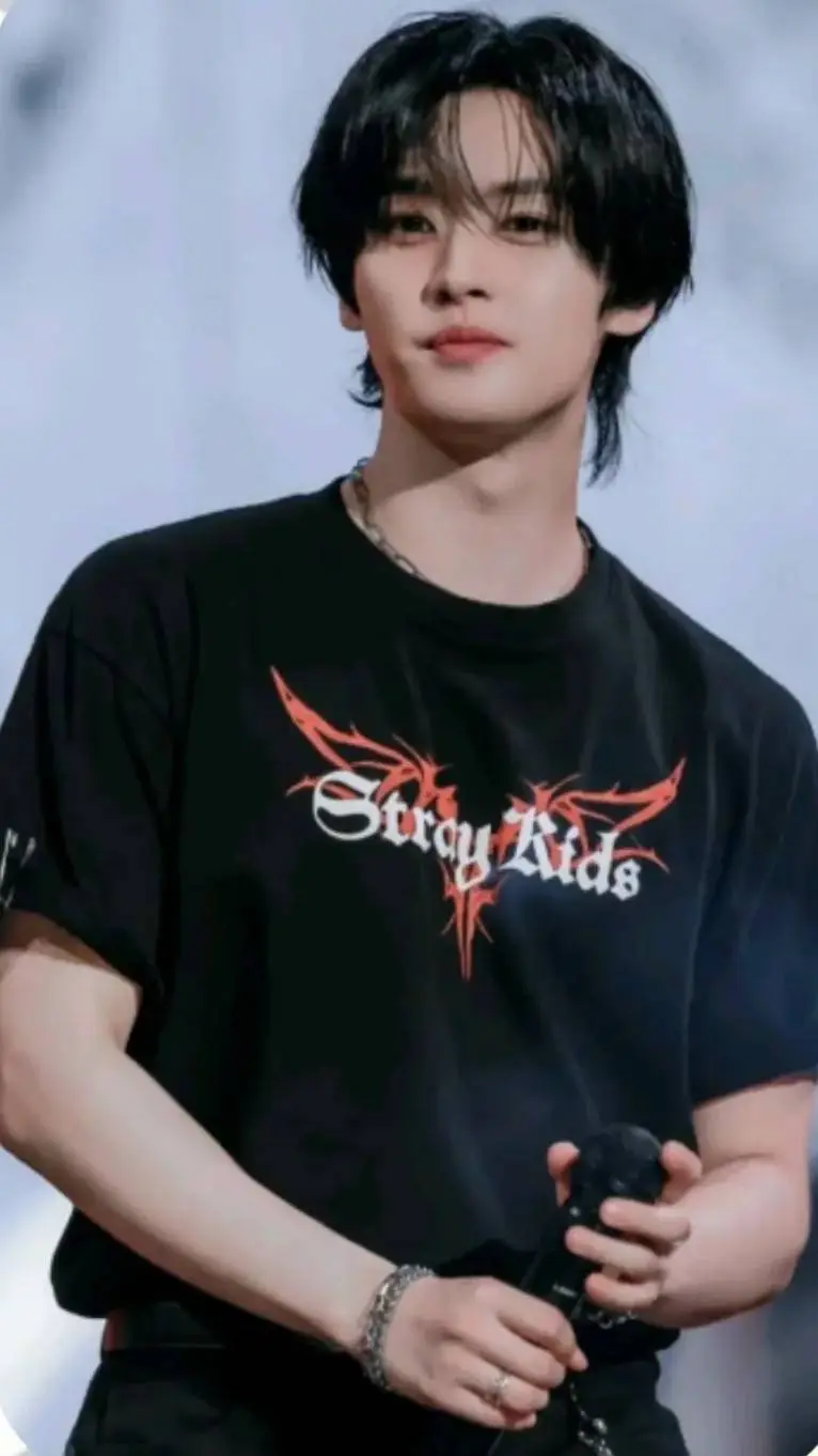 ai character: ur bf background