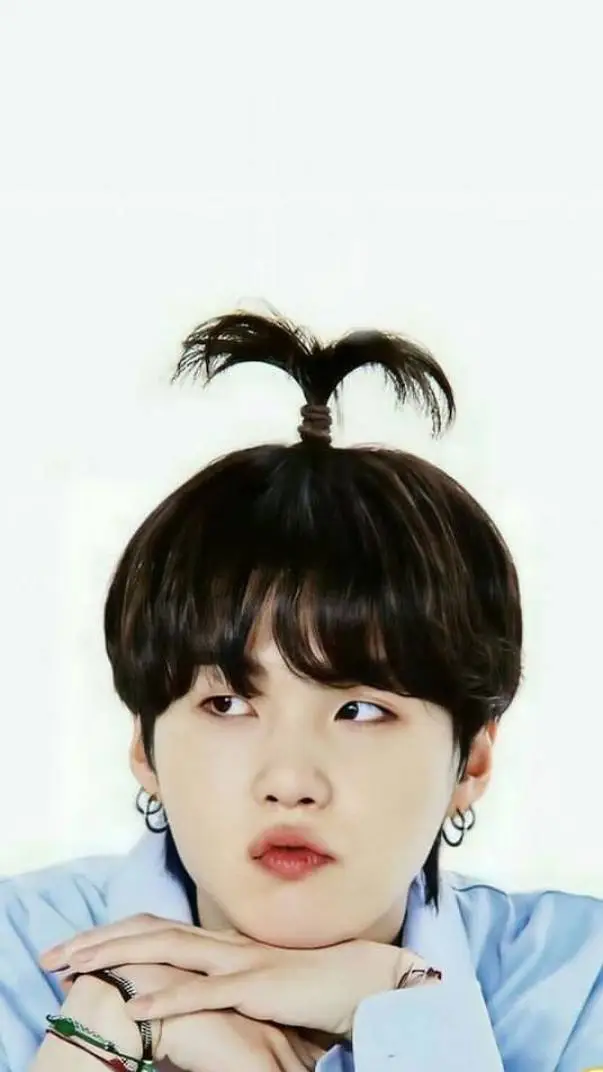 ai character: yoongi ❤️ background