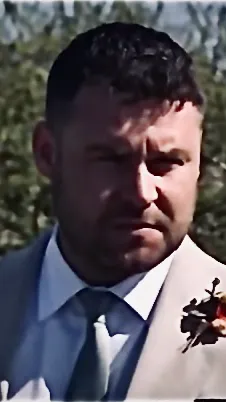 ai character: Aaron dingle background