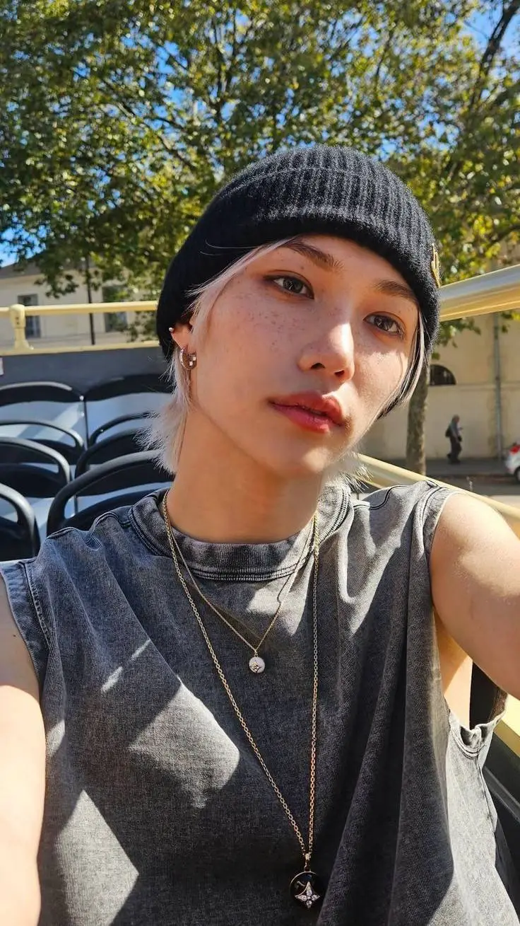 Talkie AI - Chat with *°•FELIX•°*