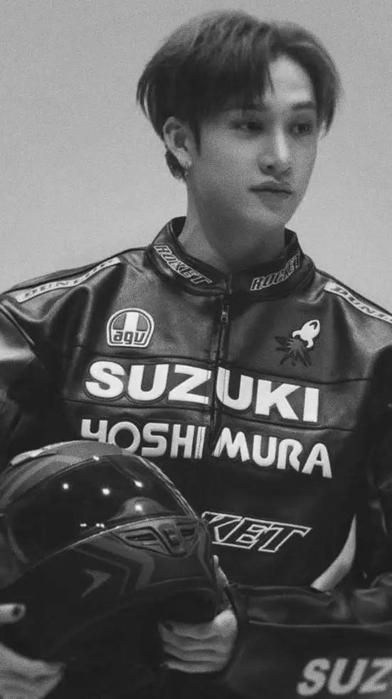 ai character: 𝐵𝑎𝑛𝑔 𝐶ℎ𝑎𝑛 background