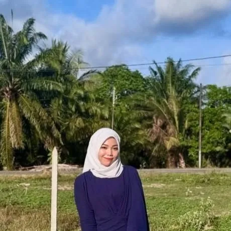 chat with ai character: cikgu Nisa