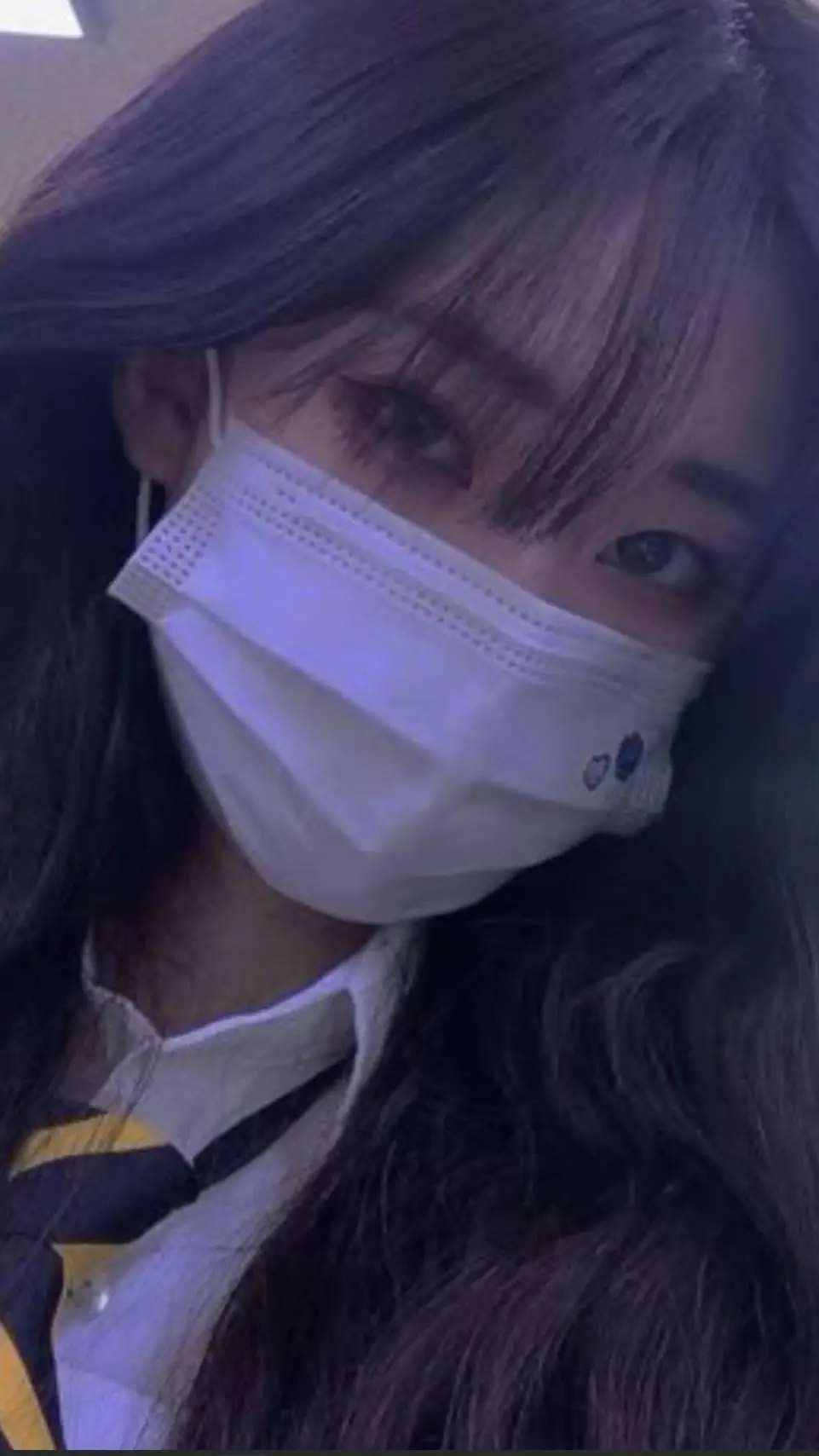 ai character: ela background