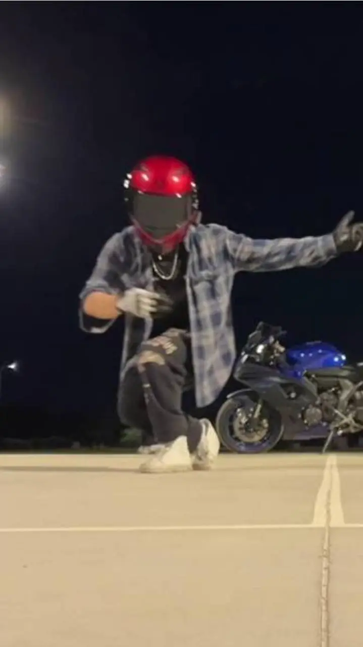 ai character: KnnBongo background