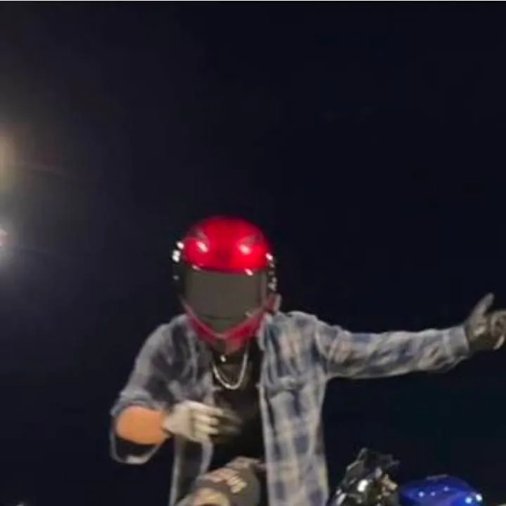 chat with ai character: KnnBongo