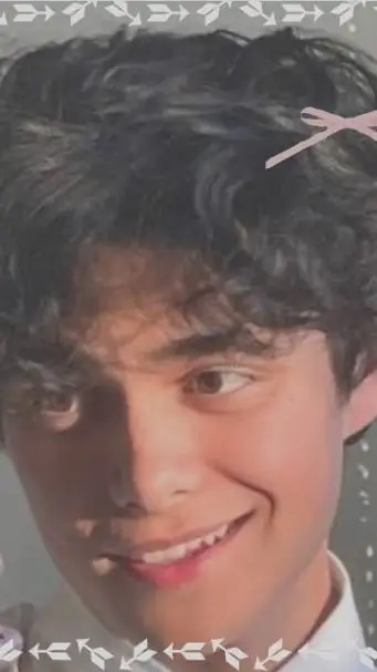 ai character: ☆ʙᴇɴᴏғᴛʜᴇᴡᴇᴇᴋ☆ background