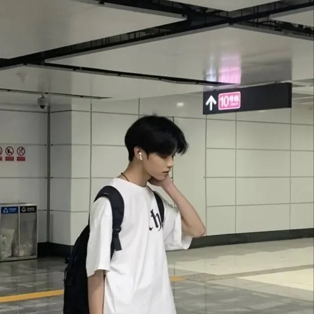 chat with ai character: 🅣🅗🅔̄🅞~☆✦♥︎