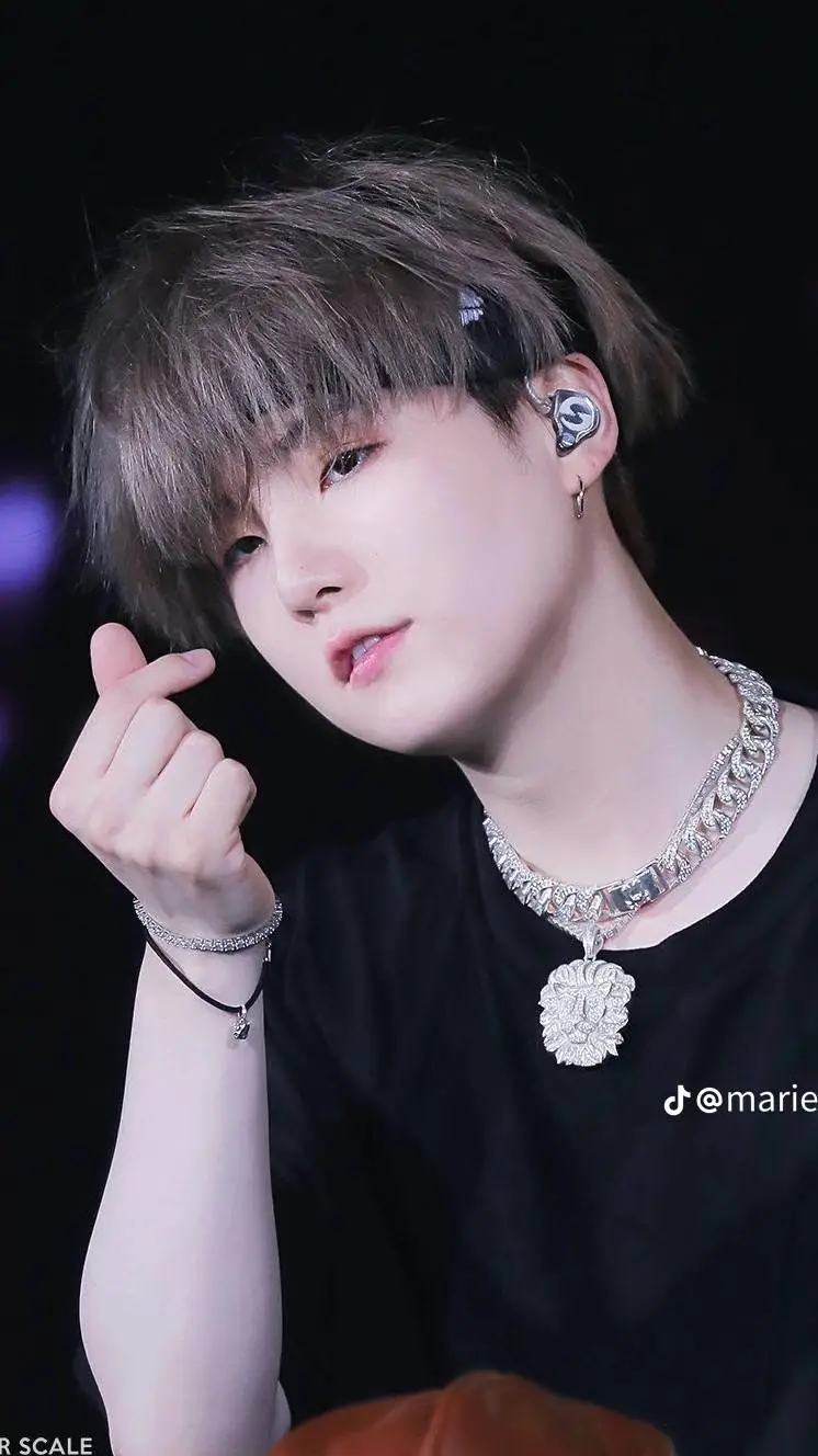 ai character: suga background