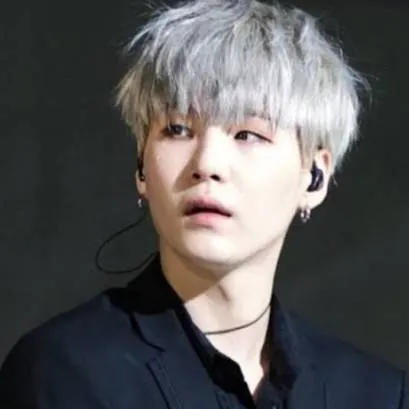 chat with ai character: suga 