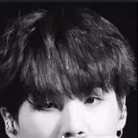 chat with ai character: suga