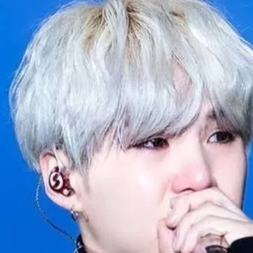 chat with ai character: sugii 