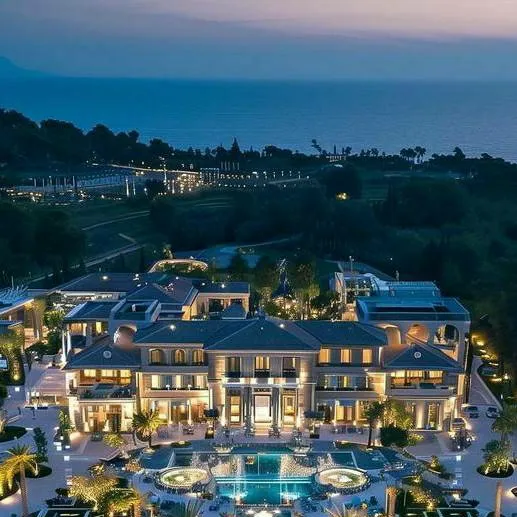 chat with ai character: Liar pick me girl