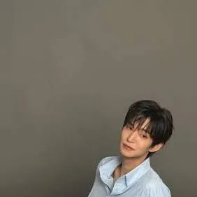 chat with ai character: SANNIE 