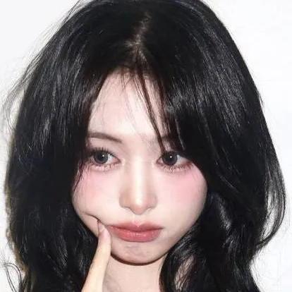 chat with ai character: Ahyeon 