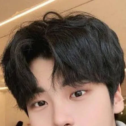 chat with ai character: Seo Guyn