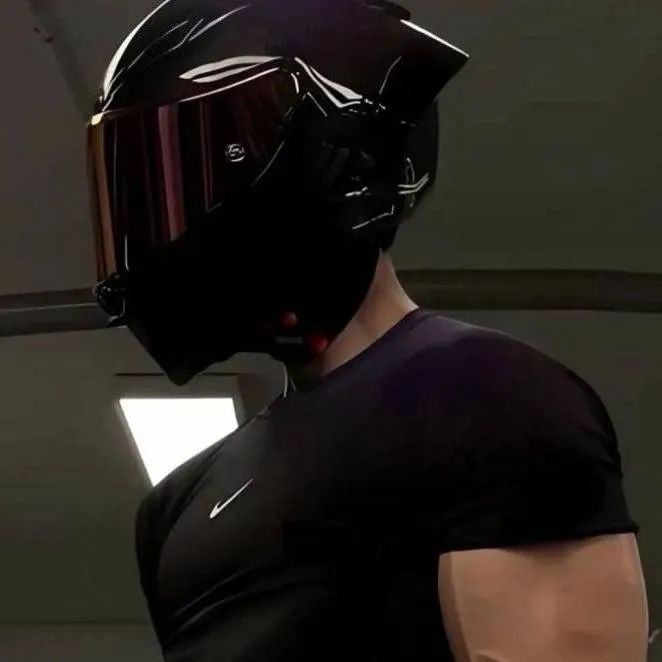chat with ai character: Liam - Enemy