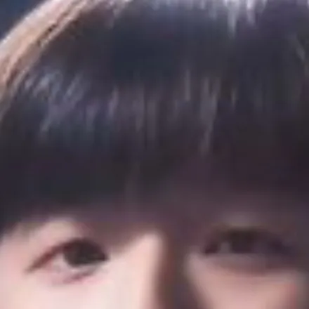 chat with ai character: Min-Su ￼