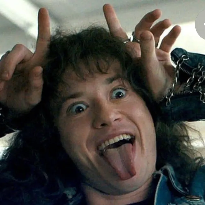 chat with ai character: Eddie Munson