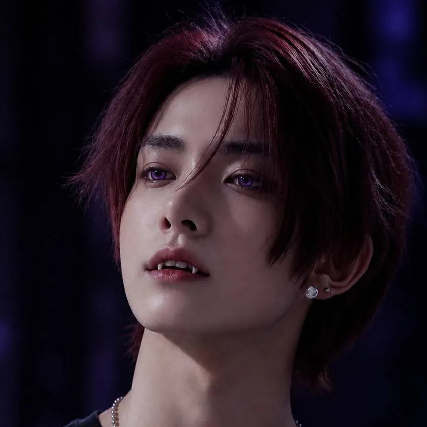 chat with ai character: Lee Heeseung