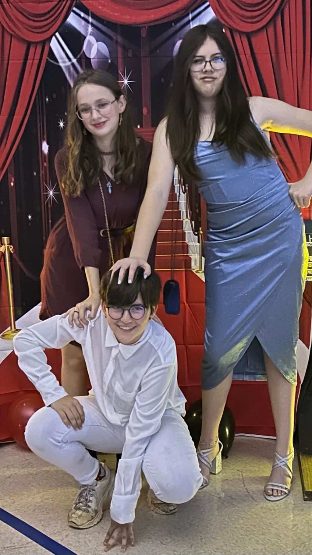 ai character: Emerald trio  background