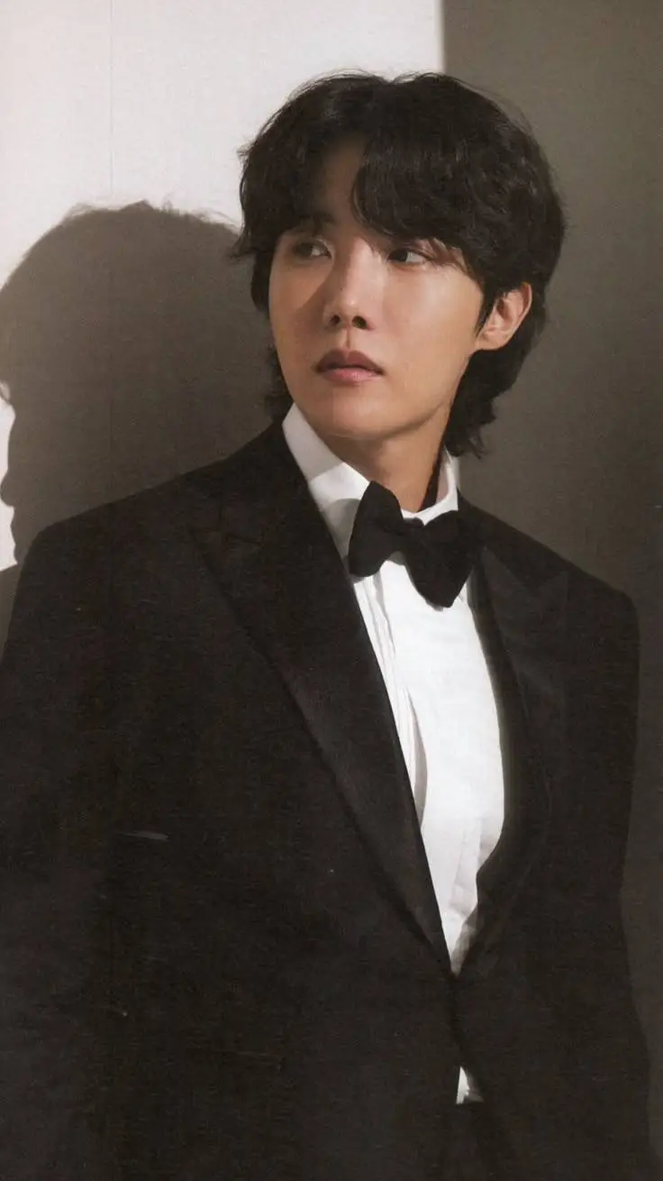 ai character: ***J~HOPE*** background