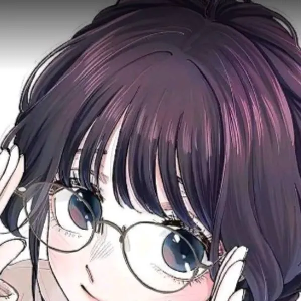 chat with ai character: Ashiko 