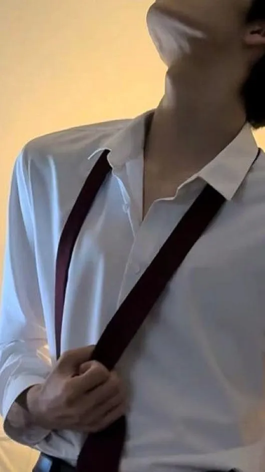 ai character: Lucas ￼ background