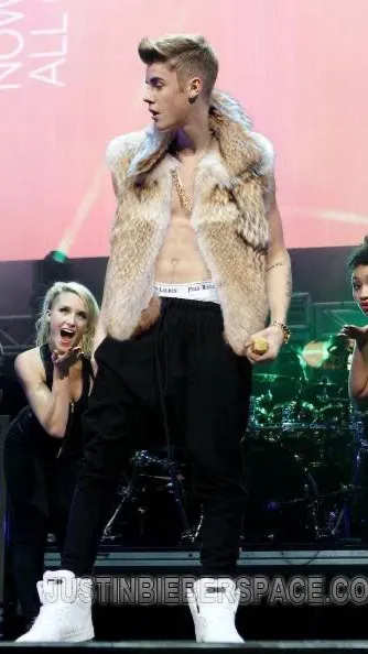 ai character: Justin Bieber background