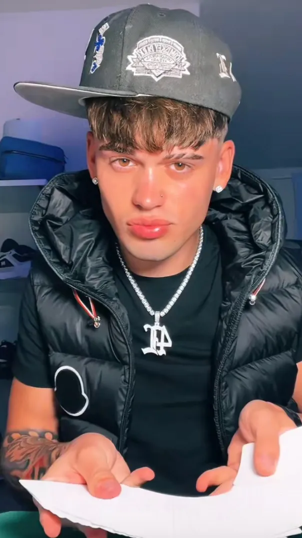 ai character: Pico  background