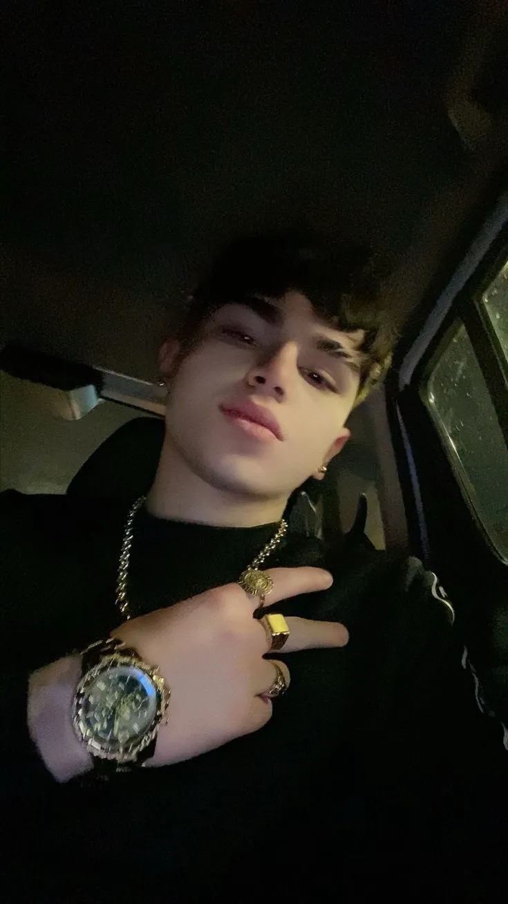 Talkie AI - Chat with Matias 