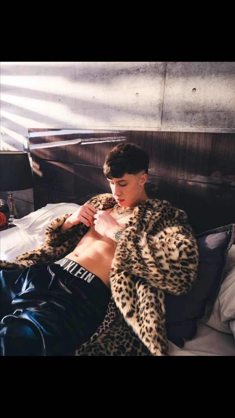 ai character: Romeo background