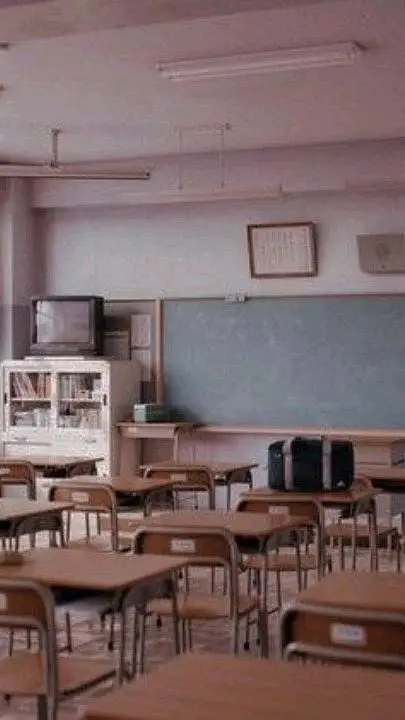 ai character: School RP 🤩💅 background