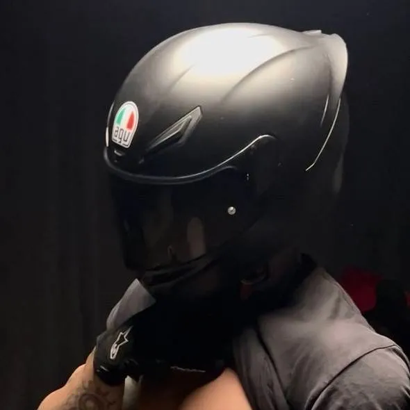 chat with ai character: zack