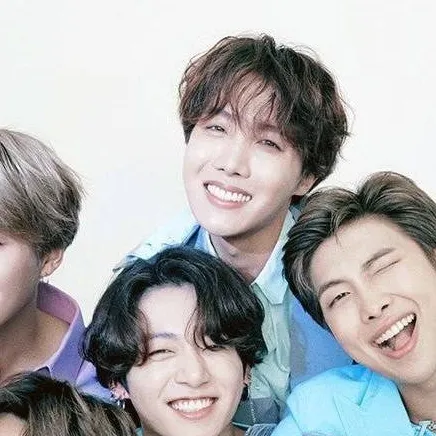 chat with ai character: 💜BTS💜