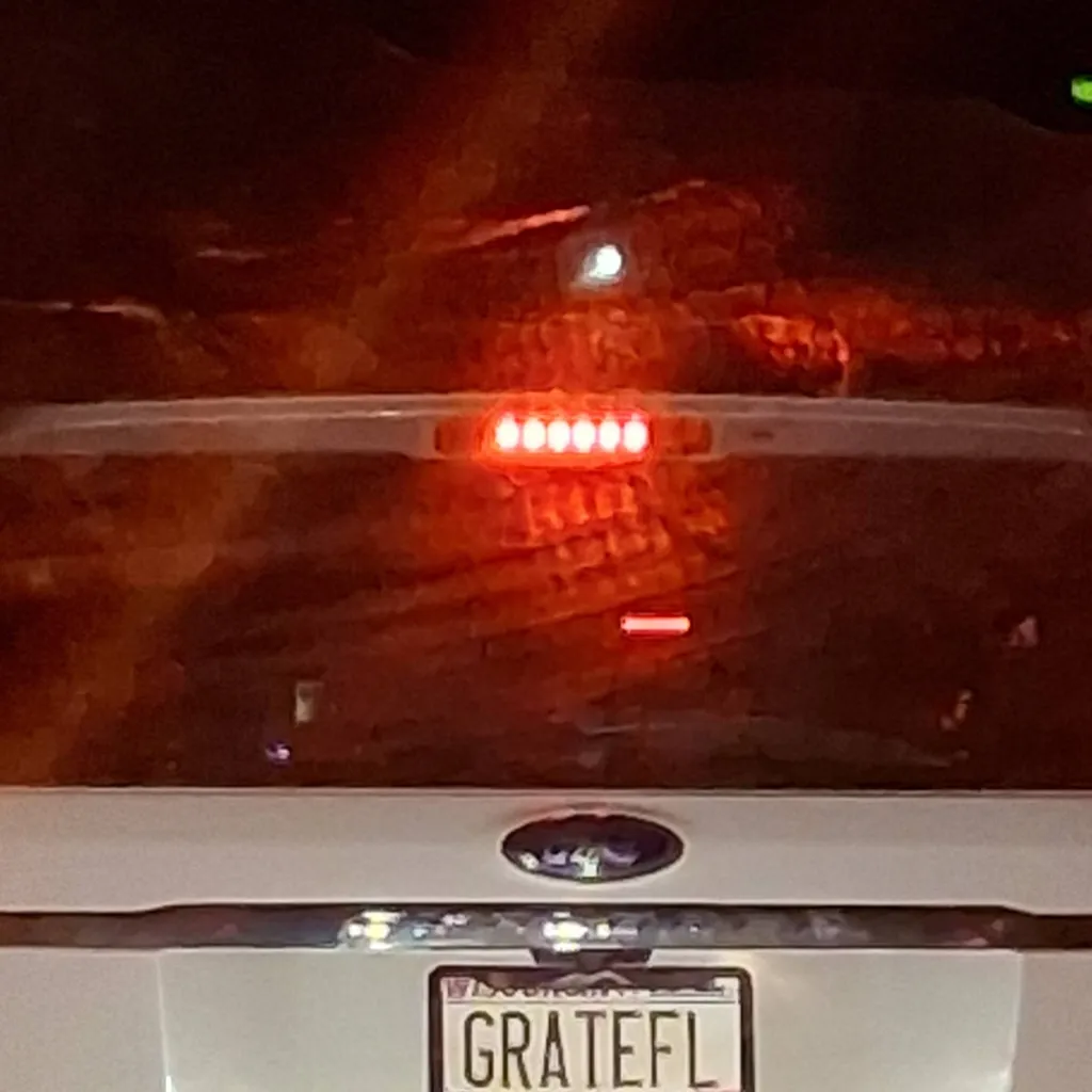 chat with ai character: SnC road trip