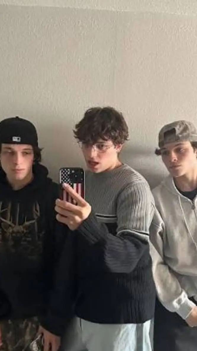 ai character: TRIPLETS and S N C background