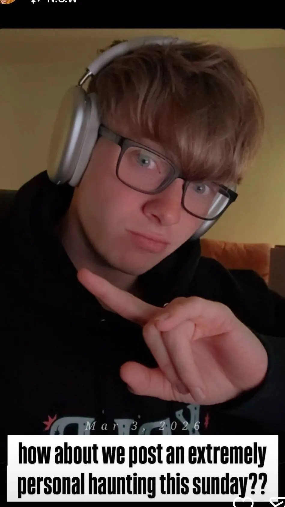 ai character: Sam golbach  background