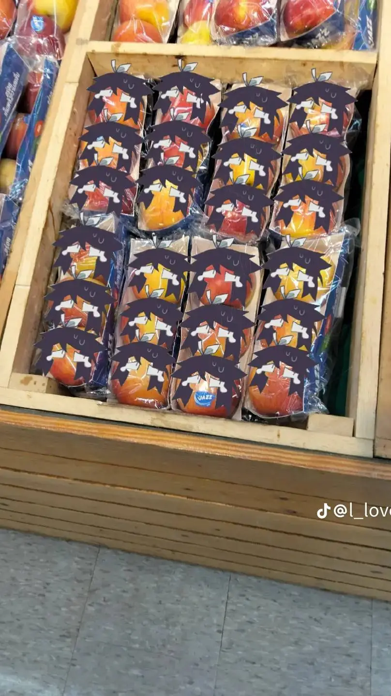 ai character: Abbie apples background