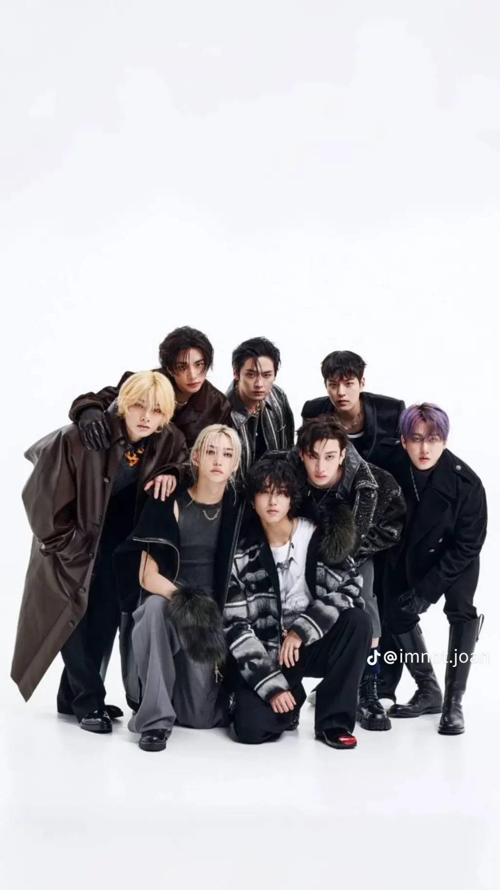 ai character: Stray kids 💋 background