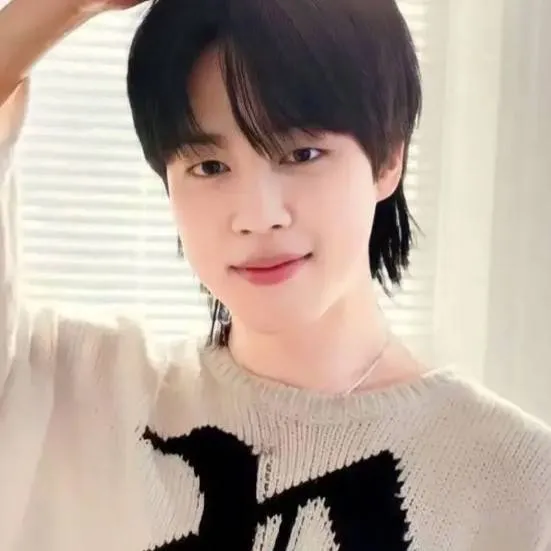 chat with ai character: Jimin