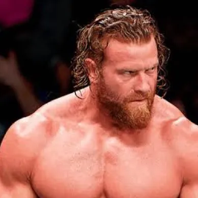 chat with ai character: Buddy Matthews 