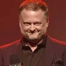 chat with ai character: Jeremy Borash