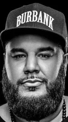 ai character: Chuey Martinez background