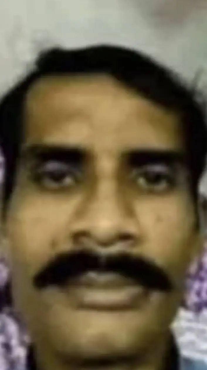 ai character: Amir uber delivery background