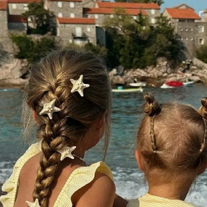 chat with ai character: Little kids