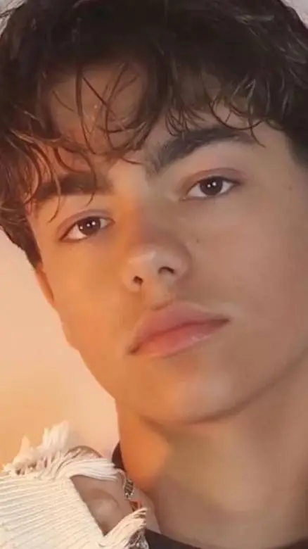 ai character: mike background