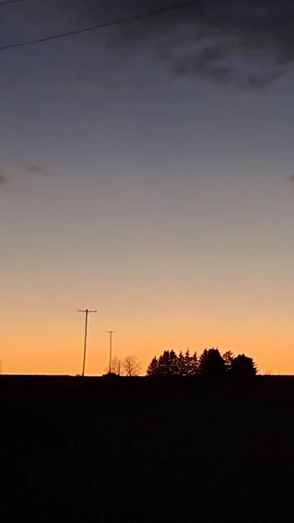 ai character: Huntr/x game night background