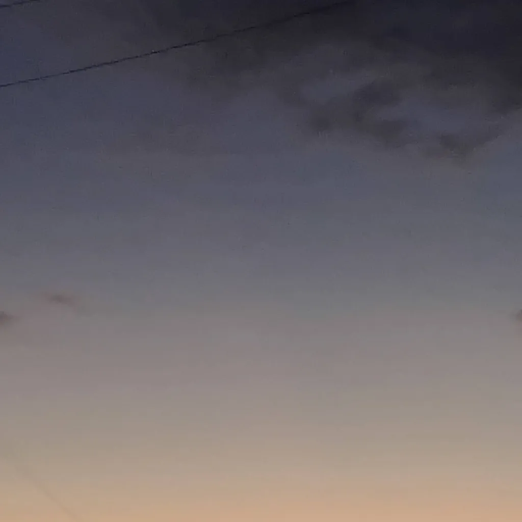 chat with ai character: Huntr/x game night